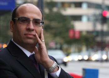 تحلیل مهدی خلجی: دیکتاتورها به دلیل تمرکز بر قدرت، درک واقعیت را از دست می‌دهند!